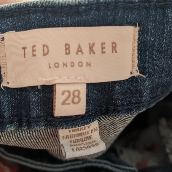 Ted Baker Catrina Uneven Raw Hem Skinny Jeans - Picture 8 of 8